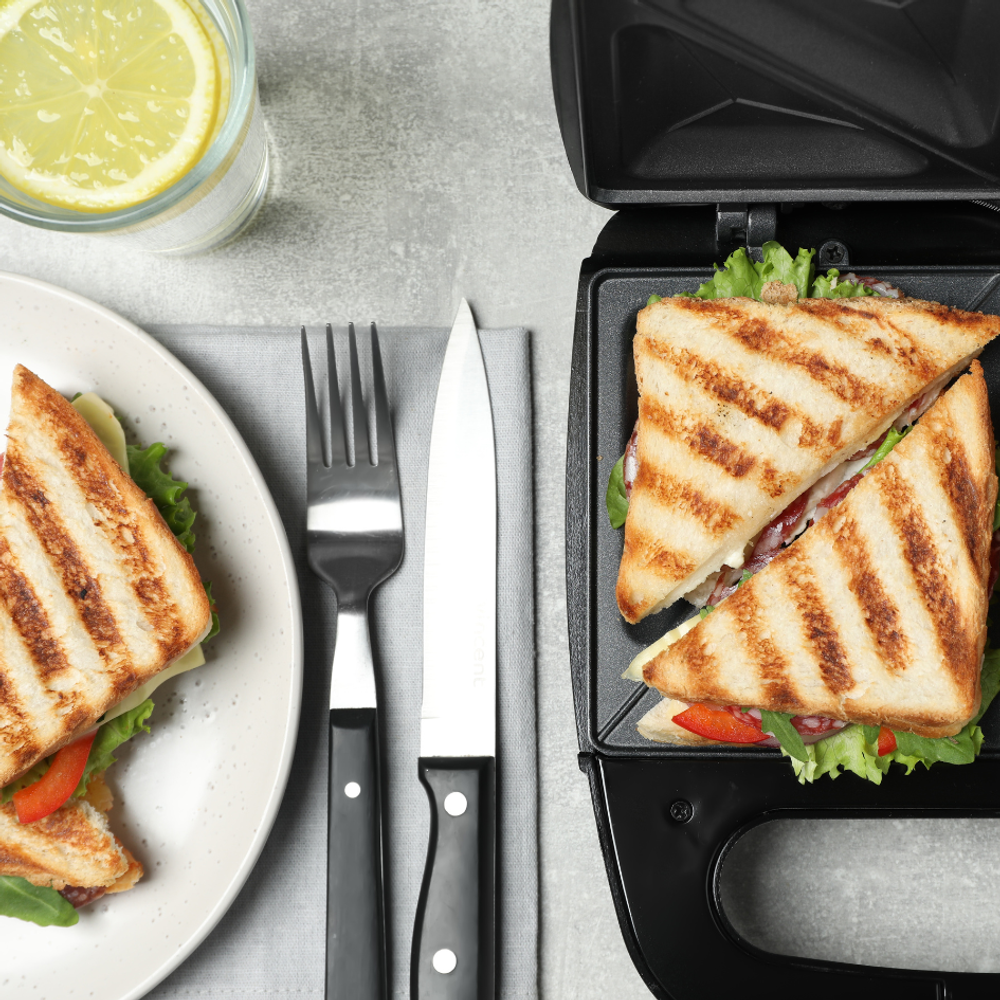 Domestic King 3-in-1 Snack Maker: Perfect Toasties, Grilled Cheese & More!