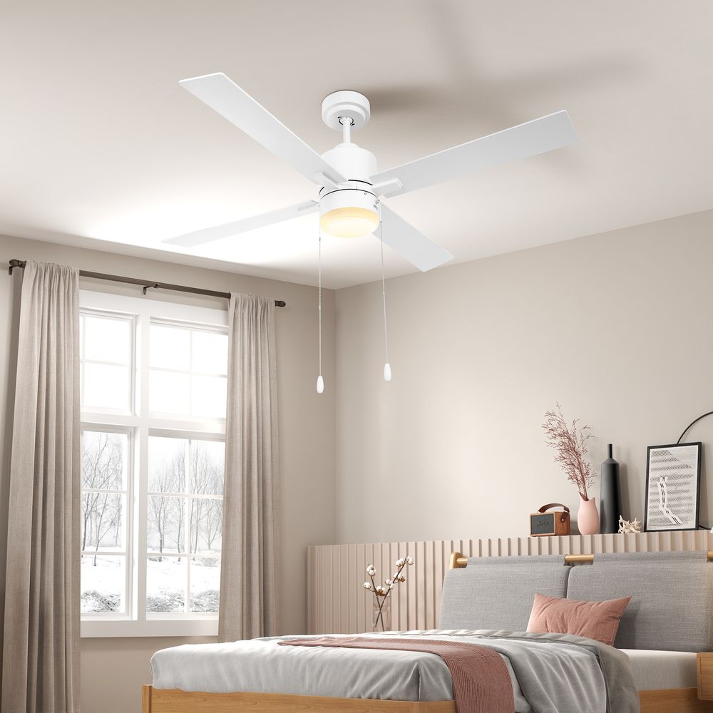 HOMCOM Reversible Ceiling Fan with LED Light - Elegant Energy Saver!